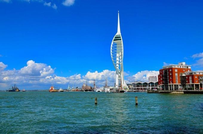 City Centre Apartment Portsmouth Extérieur photo
